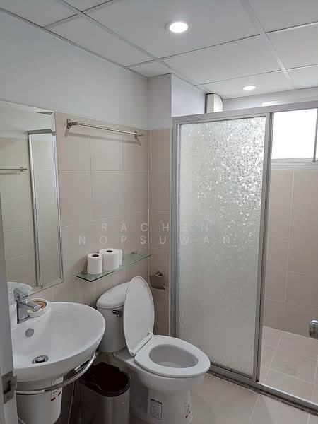 Supalai Park Ekkamai-Thonglor, Bangkok, Petchaburi Road, Bang Kapi, Huai Khwang, Bangkok, 1 Bedroom, 68 sqm, Condo For Rent, by Rachen Nopsuwan, 500207397 - DDproperty.com