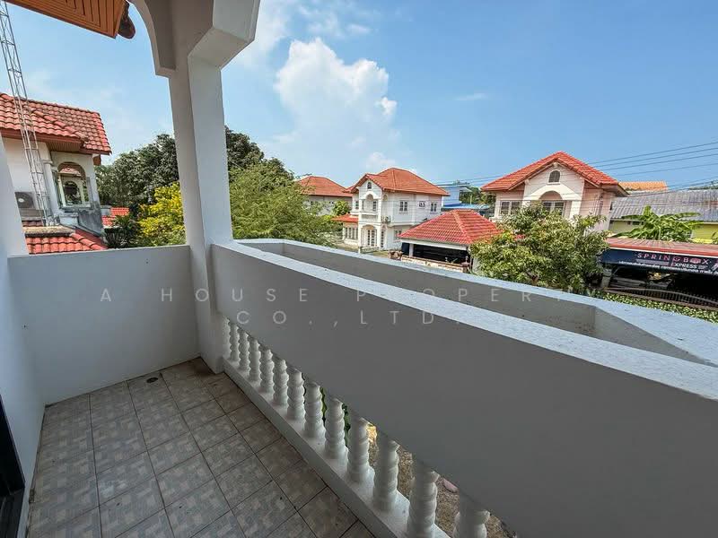 For sale: Used detached house in Bang Saen, near Won Beach., Chon Buri (Pattaya), Saen Suk, Muang Chon Buri, Chon Buri (Pattaya), 3 Bedrooms, 180 sqm, Single Detached House For Sale, by A House Property Co.,Ltd., 500207401 - DDproperty.com