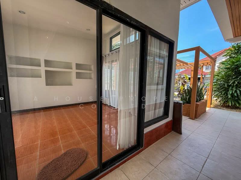 For sale: Used detached house in Bang Saen, near Won Beach., Chon Buri (Pattaya), Saen Suk, Muang Chon Buri, Chon Buri (Pattaya), 3 Bedrooms, 180 sqm, Single Detached House For Sale, by A House Property Co.,Ltd., 500207401 - DDproperty.com