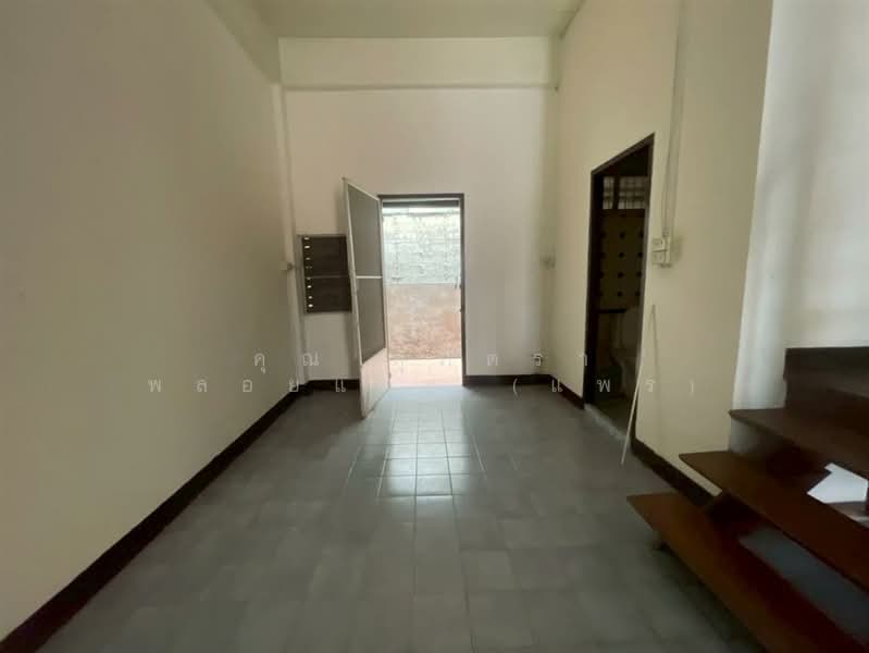 Baan Fah Green Park Lat Phrao 101, Bangkok, Soi Ladprao 101, Khlong Chan, Bang Kapi, Bangkok, 2 Bedrooms, 100 sqm, Townhouse For Sale, by คุณ สุภัตรา พลอยแดง (แพร), 500207406 - DDproperty.com