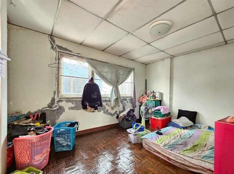 ธันยกานต์ มัยลาภ (Thanyakan Mayalarp), Bangkok, Chorake Bua, Lat Phrao, Bangkok, 4 Bedrooms, 120 sqm, Townhouse For Sale, by คุณ ณัจภสิญาค์ ศุภควัษฐ์กาญกุล (ณิชชา), 500207432 - DDproperty.com