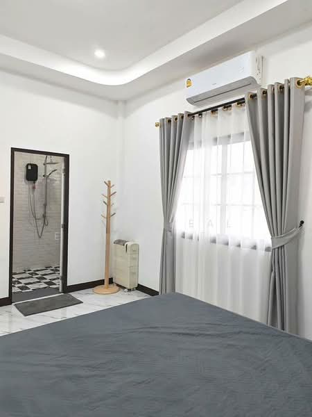 Chockchai Garden Home 2, Chon Buri (Pattaya), Bang Lamung, Bang Lamung (Pattaya), Chon Buri (Pattaya), 4 Bedrooms, 180 sqm, Semi-Detached House (Twin House) For Sale, by HOME Real Estate Service, 500207462 - DDproperty.com