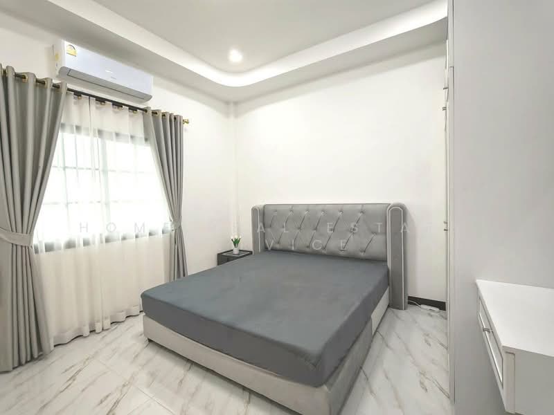 Chockchai Garden Home 2, Chon Buri (Pattaya), Bang Lamung, Bang Lamung (Pattaya), Chon Buri (Pattaya), 4 Bedrooms, 180 sqm, Semi-Detached House (Twin House) For Sale, by HOME Real Estate Service, 500207462 - DDproperty.com