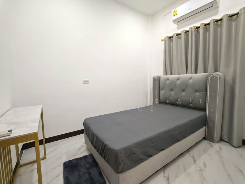 Chockchai Garden Home 2, Chon Buri (Pattaya), Bang Lamung, Bang Lamung (Pattaya), Chon Buri (Pattaya), 4 Bedrooms, 180 sqm, Semi-Detached House (Twin House) For Sale, by HOME Real Estate Service, 500207462 - DDproperty.com