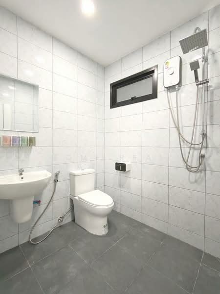 โชคชัย การ์เด้น โฮม 2, ชลบุรี, บางละมุง, บางละมุง, ชลบุรี, 180 ตร.ม., บ้านแฝด ขาย, โดย HOME Real Estate Service, 500207462 - DDproperty.com