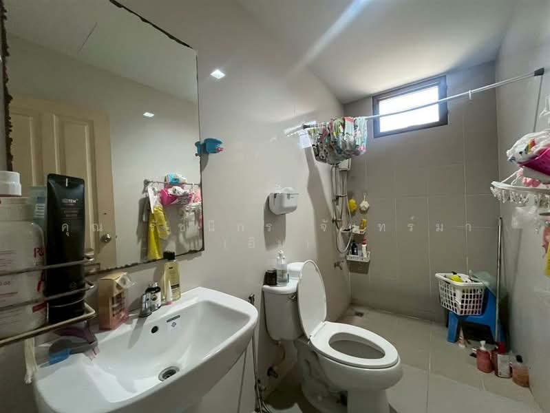 ออร่า รามคำแหง 94 (Aura Ramkhamhaeng 94), Bangkok, ถนนรามคำแหง, Saphan Sung, Saphan Sung, Bangkok, 3 Bedrooms, 154 sqm, Semi-Detached House (Twin House) For Sale, by คุณ รัชนีกร จันทร์มา (อิม), 500207470 - DDproperty.com