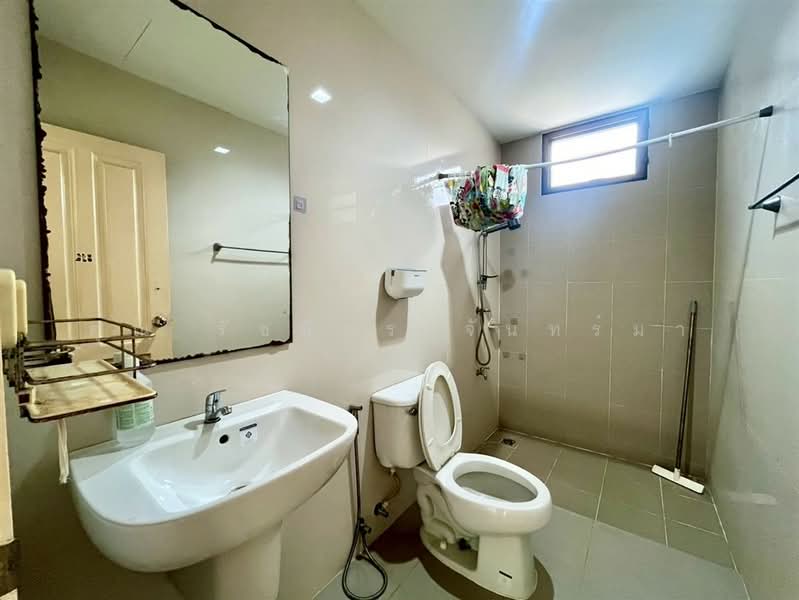 ออร่า รามคำแหง 94 (Aura Ramkhamhaeng 94), Bangkok, ถนนรามคำแหง, Saphan Sung, Saphan Sung, Bangkok, 3 Bedrooms, 154 sqm, Semi-Detached House (Twin House) For Sale, by คุณ รัชนีกร จันทร์มา (อิม), 500207470 - DDproperty.com