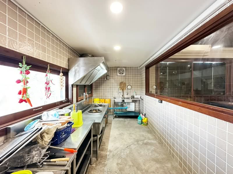 อาคารพาณิชย์แสนสุข ชลบุรี, ชลบุรี, แสนสุข, เมืองชลบุรี, ชลบุรี, 100 ตร.ม., ตึกแถว-อาคารพาณิชย์ ขาย, โดย The Best Property โบ๊ต, 500207498 - DDproperty.com