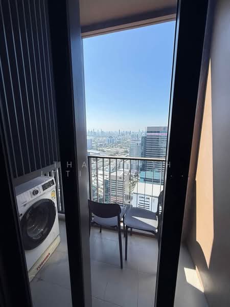 Oka Haus Sukhumvit 36, Bangkok, 3399 Rama 4 Road, Khong Tan, Khlong Toei, Bangkok, 1 Bedroom, 30 sqm, Condo For Rent, by Thananith Ittitulyapong, 500207499 - DDproperty.com