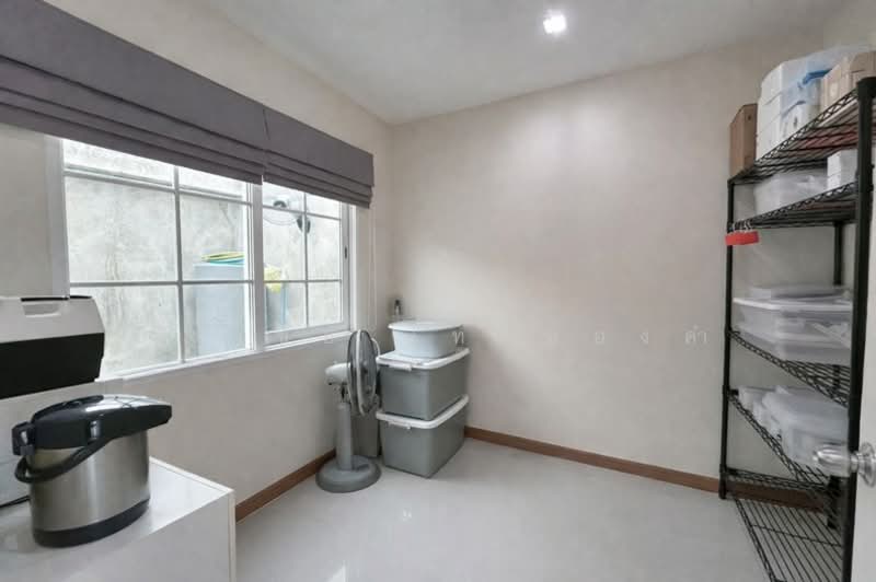 Golden Town 2 Bangna-Suanluang : โกลเด้น ทาวน์ 2 บางนา-สวนหลวง, กรุงเทพ, ถนนกาญจนาภิเษก, ดอกไม้, ประเวศ, กรุงเทพ, 130 ตร.ม., ทาวน์เฮ้าส์ ขาย, โดย สง่าชัย ไทรทองคำ, 500207501 - DDproperty.com