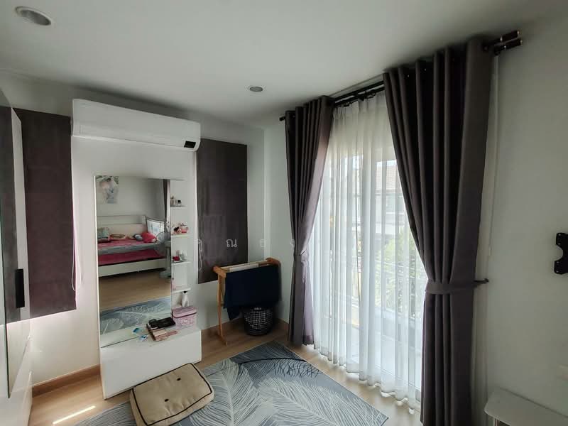 ขายบ้านเดี่ยว เดอะ วิลเลจ คอทเทจ กาญจนาภิเษก – ราชพฤกษ์ 4 ห้องนอน 3 ห้องน้ำ เนื้อที่ 53.6 ตร.ว., นนทบุรี, ไทรน้อย, ไทรน้อย, นนทบุรี, 161 ตร.ม., บ้านเดี่ยว ขาย, โดย คุณธงชัย, 500207502 - DDproperty.com