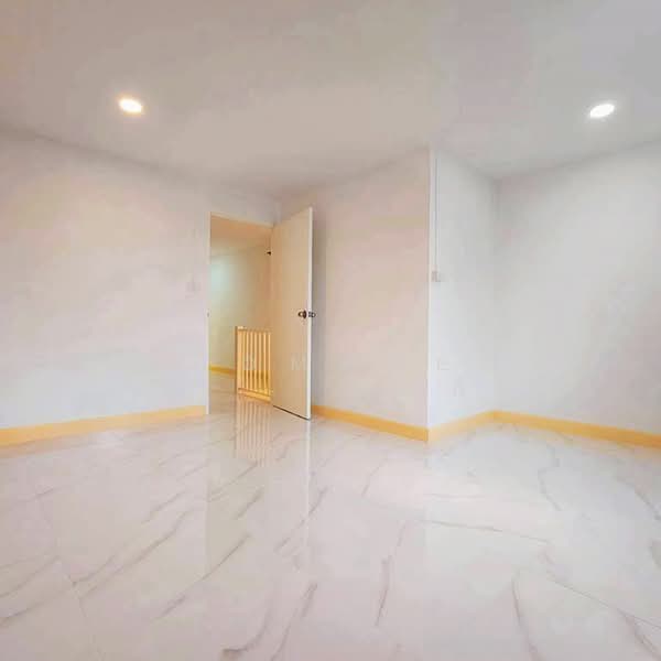 Suannon 2, Nonthaburi, Soi Suannon Village 2, Bang Krang, Muang Nonthaburi, Nonthaburi, 3 Bedrooms, 120 sqm, Townhouse For Sale, by AJHOMECENTER - คุณนัท, 500207530 - DDproperty.com