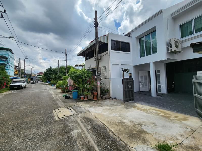 ติวานนท์45, นนทบุรี, ท่าทราย, เมืองนนทบุรี, นนทบุรี, 184 ตร.ม., ทาวน์เฮ้าส์ ขาย, โดย จิตราภรณ์ พิมพ์จันทร์, 500207544 - DDproperty.com