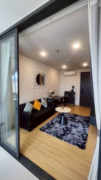 XT Huaikhwang, Bangkok, 244 Ratchadaphisek Road, Huai Khwang, Huai Khwang, Bangkok, 1 Bedroom, 35 sqm, Condo For Rent, by Agentbkk, 500207561 - DDproperty.com