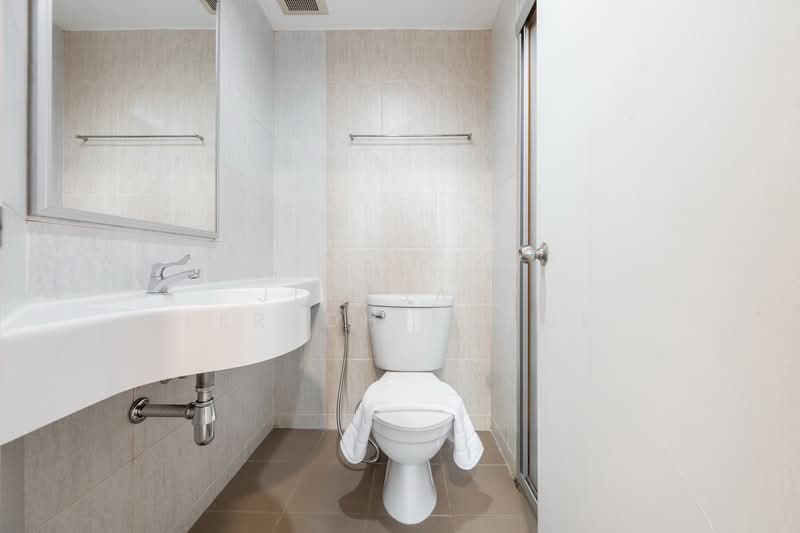 Lumpini Park Phetkasem 98, Bangkok, 98 Petchkasem Road, Bang Kae Nua, Bang Khae, Bangkok, 1 Bedroom, 26 sqm, Condo For Sale, by Jirasate Lertdhirakul, 500207586 - DDproperty.com