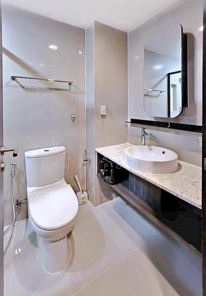 XT Huaikhwang, Bangkok, 244 Ratchadaphisek Road, Huai Khwang, Huai Khwang, Bangkok, 1 Bedroom, 30 sqm, Condo For Rent, by Vipada Supaporn, 500207592 - DDproperty.com