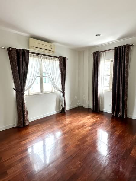 Baan Nantawan Srinakarin, Samut Prakan, Srinakarin Road, Bang Muang Mai, Muang Samut Prakarn, Samut Prakan, 4 Bedrooms, 250 sqm, Single Detached House For Rent, by Wanas Wanassanan, 500207595 - DDproperty.com