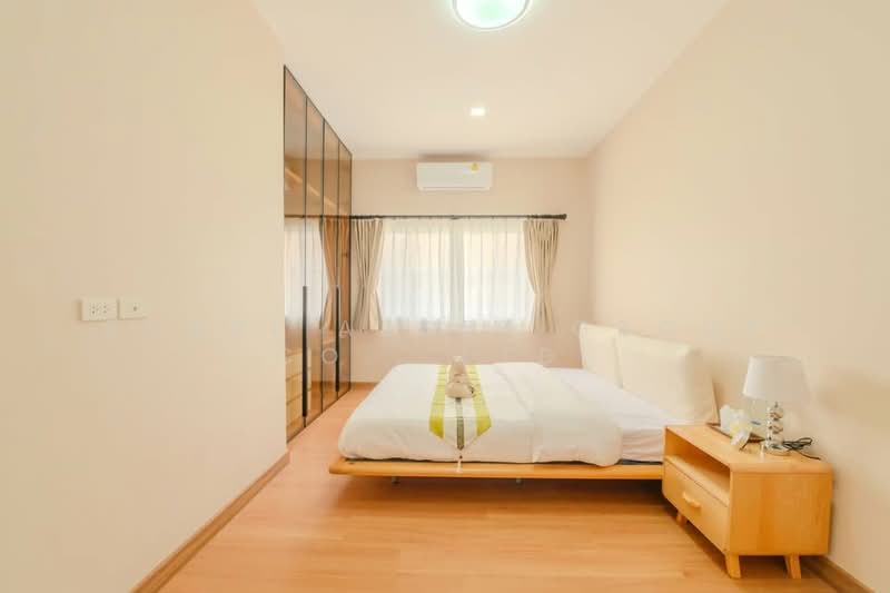 For Rent - Hill lake villa, Chiang Mai