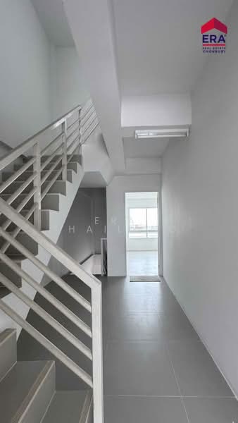 ซิกเนเจอร์ อีสต์เกท, Chon Buri (Pattaya), Nong - Kham, Si Racha, Chon Buri (Pattaya), , 155 sqm, Shophouse For Sale, by ERA Thailand, 500207624 - DDproperty.com