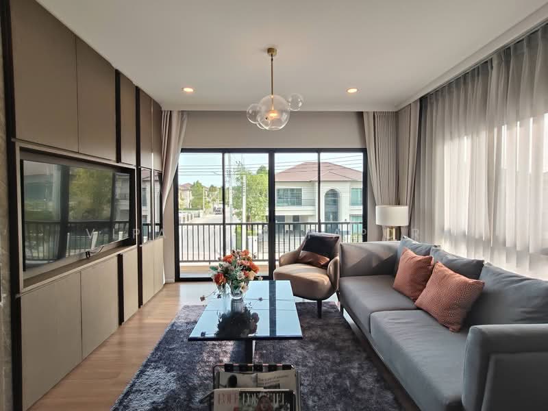 Lake Serene Rama II (Phase 4) : เลค ซีรีน พระราม 2 (เฟส 4), สมุทรสาคร, ถนนพระราม 2, บางน้ำจืด, เมืองสมุทรสาคร, สมุทรสาคร, 197 ตร.ม., ทาวน์เฮ้าส์ ขาย, โดย Vipada Supaporn, 500207625 - DDproperty.com