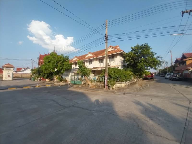 Baan Pruksa 27 Onnut-Ladkrabang, Chachoengsao, ตำบลคลองอุดมชลจร อำเภอเมืองฉะเชิงเทรา จังหวัดฉะเชิงเทรา, Khlong Udomchonchon, Muang Chachoengsao, Chachoengsao, 3 Bedrooms, 120 sqm, Townhouse For Sale, by The Best Property ไก่, 500207649 - DDproperty.com