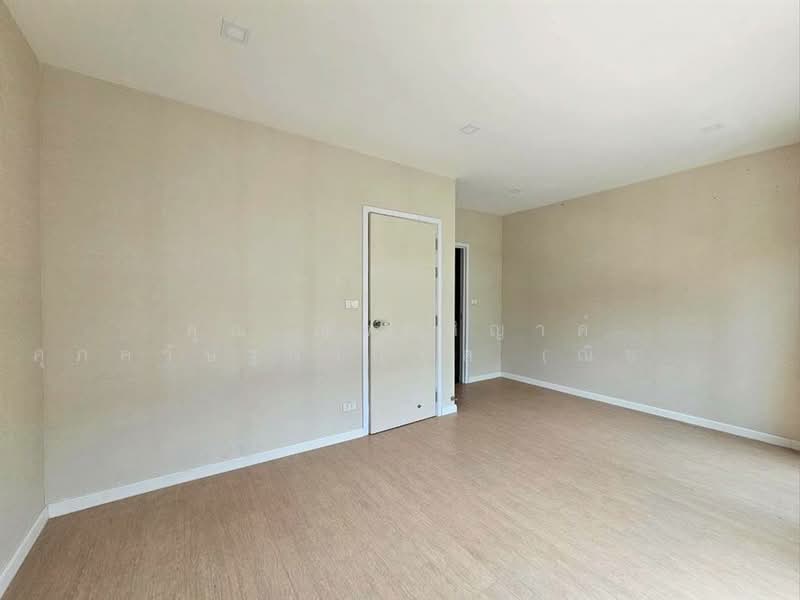 Patio Vibhavadi-Songprapa, Bangkok, Si Khan, Don Mueang, Bangkok, 3 Bedrooms, 175 sqm, Townhouse For Sale, by คุณ ณัจภสิญาค์ ศุภควัษฐ์กาญกุล (ณิชชา), 500207650 - DDproperty.com