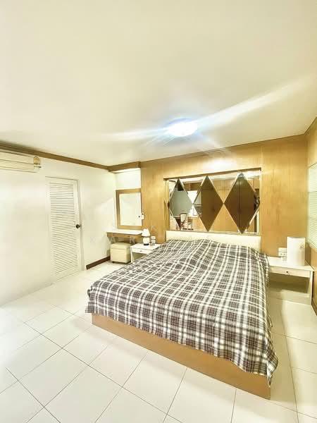 Rin House Condo, Bangkok, Soi Sukhumvit 39, Khlong Tan Nua, Watthana, Bangkok, 1 Bedroom, 50 sqm, Condo For Rent, by Sakan Akkara-aektalin, 500207663 - DDproperty.com