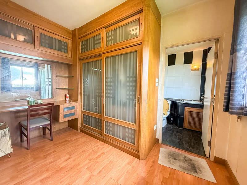 For sale: Used detached house in Sriracha, Soi Nong Yai Bu 14., Chon Buri (Pattaya), Surasak, Si Racha, Chon Buri (Pattaya), 3 Bedrooms, 280 sqm, Single Detached House For Sale, by A House Property Co.,Ltd., 500207665 - DDproperty.com