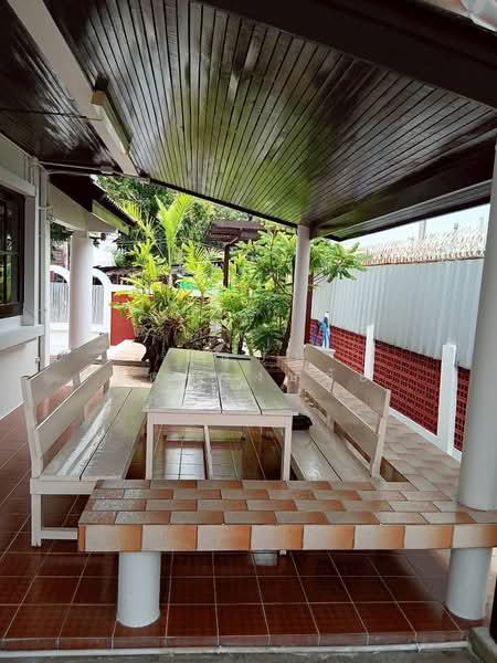 เลี้ยงสัตว์เล็กได้ ทำเล BTS อ่อนนุช ให้เช่าบ้านเดี่ยว 2 ชั้น ซ.สุขุมวิท 54บ้านสวย แต่งครบ พร้อมอยู่, กรุงเทพ, สุขุมวิท, บางจาก, พระโขนง, กรุงเทพ, 232 ตร.ม., บ้านเดี่ยว ให้เช่า, โดย บุษบา รัตนวงษ์ชัย, 500207674 - DDproperty.com