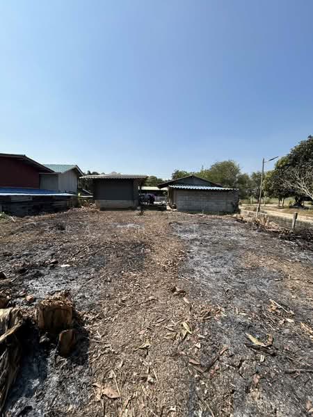 ขายที่ดินเปล่า 108 ตร.ว. ตำบลจักรสีห์ ใกล้ วัดแคเทพนิมิตร, สิงห์บุรี, จักรสีห์, เมืองสิงห์บุรี, สิงห์บุรี, 432 ตร.ม., ที่ดิน ขาย, โดย ERA Thailand, 500207700 - DDproperty.com