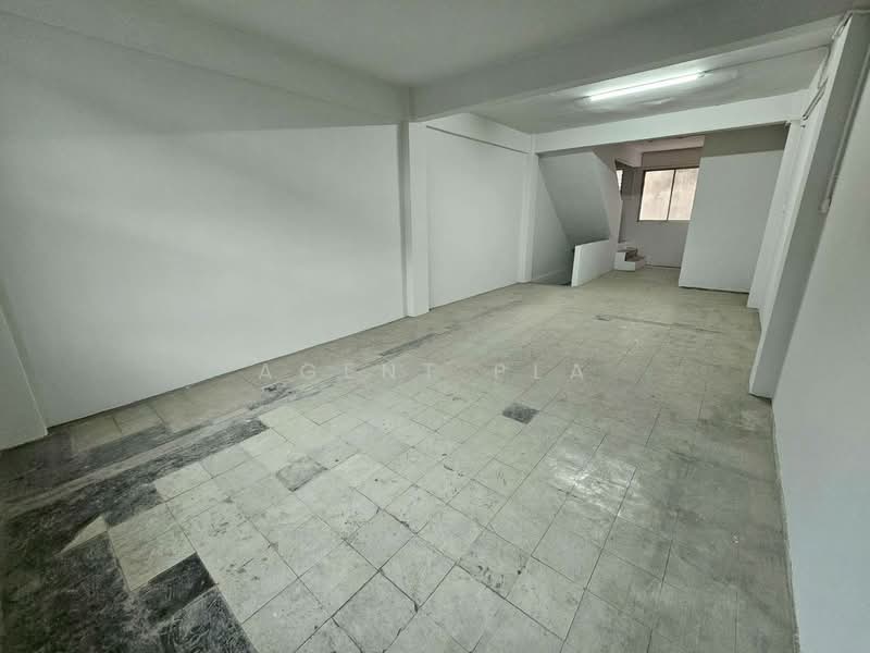 . Newly Renovated 2-Unit Commercial Building for RENT, BTS Samrong (SPSP650), Samut Prakan, สุขุมวิท, Samrong Nua, Muang Samut Prakarn, Samut Prakan, , 400 sqm, Shophouse For Rent, by Agent Pla, 500207704 - DDproperty.com