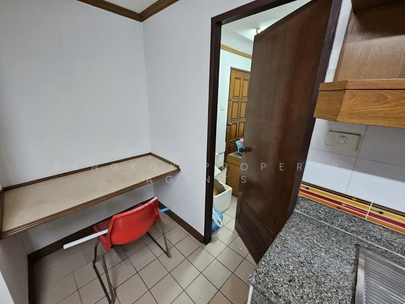 Fifty Fifth Tower, Bangkok, 84 Soi Sukhumvit 55, Sukhumvit Road, Khlong Tan Nua, Watthana, Bangkok, 3 Bedrooms, 280 sqm, Condo For Rent, by BANGKOK PROPERTY AGENTS, 500207711 - DDproperty.com