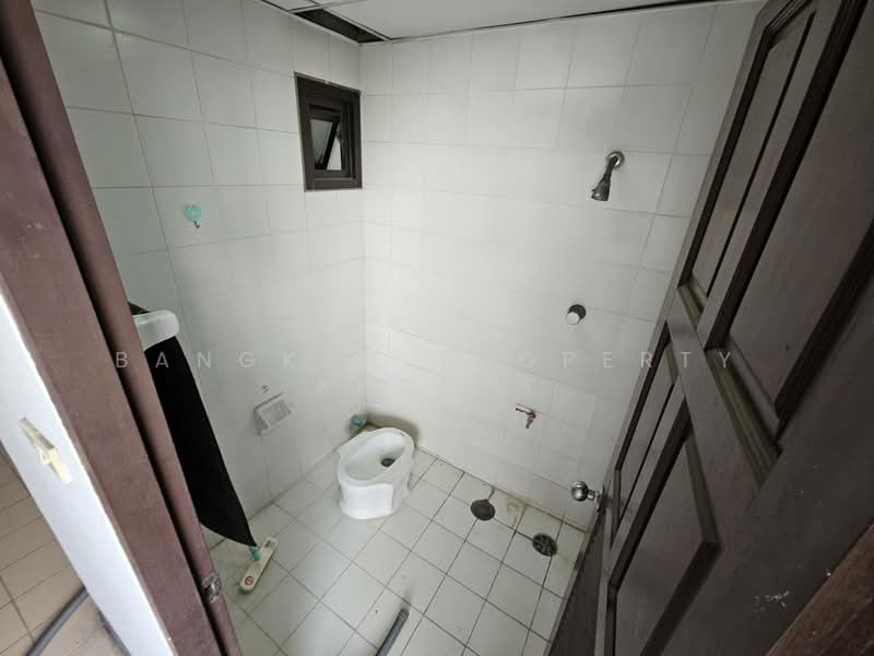 Fifty Fifth Tower, Bangkok, 84 Soi Sukhumvit 55, Sukhumvit Road, Khlong Tan Nua, Watthana, Bangkok, 3 Bedrooms, 280 sqm, Condo For Rent, by BANGKOK PROPERTY AGENTS, 500207711 - DDproperty.com