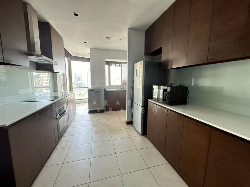 The Lakes, Bangkok, 123 Ratchadaphisek Road, Khlong Toei, Khlong Toei, Bangkok, 2 Bedrooms, 245 sqm, Condo For Rent, by Nakarin  Sookpaiboon, 500207752 - DDproperty.com