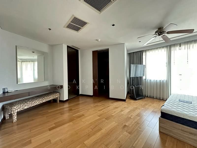 The Lakes, Bangkok, 123 Ratchadaphisek Road, Khlong Toei, Khlong Toei, Bangkok, 2 Bedrooms, 245 sqm, Condo For Rent, by Nakarin  Sookpaiboon, 500207752 - DDproperty.com