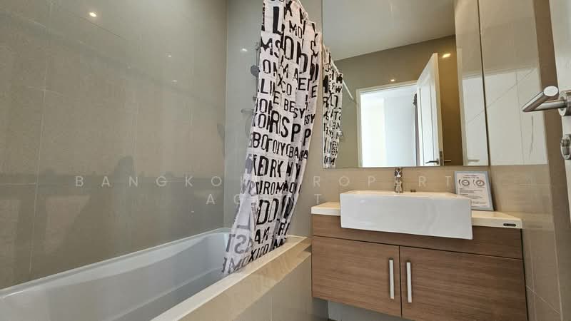 Noble Refine, Bangkok, Soi Sukhumvit 26, Sukhumvit Road, Khong Tan, Khlong Toei, Bangkok, 2 Bedrooms, 68 sqm, Condo For Rent, by BANGKOK PROPERTY AGENTS, 500207777 - DDproperty.com