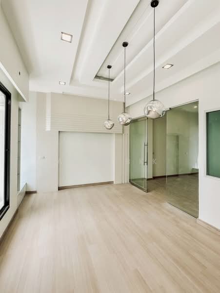 Baan Klang Muang Rama 9 - Ladprao, Bangkok, Soi Ladprao 88, Wang Thonglang, Wang Thonglang, Bangkok, 4 Bedrooms, 260 sqm, Townhouse For Sale, by Agentbkk, 500207807 - DDproperty.com