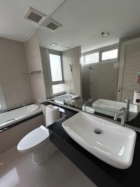 Nusasiri Grand, Bangkok, Soi Sukhumvit 42, Phra Kanong, Khlong Toei, Bangkok, 3 Bedrooms, 140 sqm, Condo For Rent, by Nakarin  Sookpaiboon, 500207834 - DDproperty.com