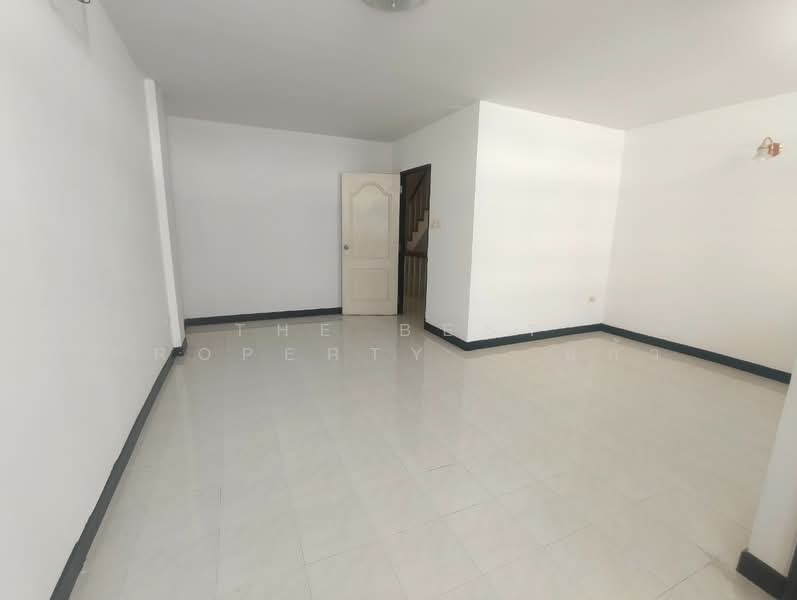 หมู่บ้านเทพนครทาวน์ เทพารักษ์ กม.4 (ศรีสมิตร), Samut Prakan, Bang Mueng, Muang Samut Prakarn, Samut Prakan, 3 Bedrooms, 120 sqm, Townhouse For Sale, by The Best Property แก้ว, 500207863 - DDproperty.com