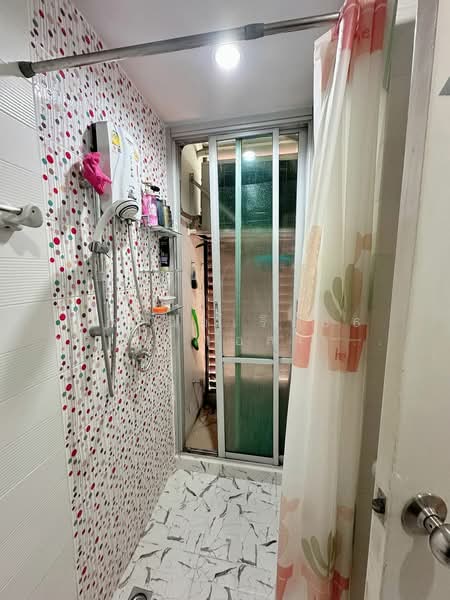 The IRIS Rama 9-Srinakarin, Bangkok, Srinakarin Road, Suan Luang, Suan Luang, Bangkok, Studio, 32 sqm, Condo For Sale, by AREA66 Real Estate Co.,Ltd, 500207872 - DDproperty.com