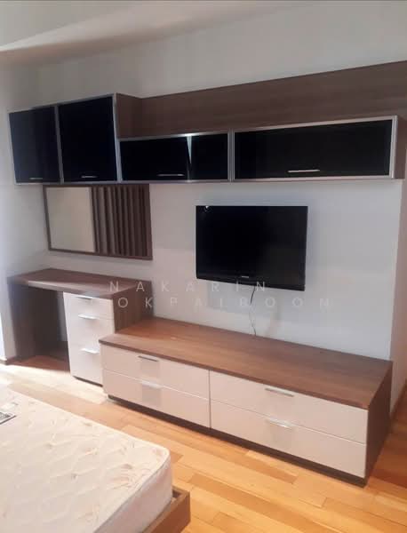 The Emporio Place, Bangkok, 93 Soi Sukhumvit 24, Sukhumvit Road, Khong Tan, Khlong Toei, Bangkok, 2 Bedrooms, 106 sqm, Condo For Rent, by Nakarin  Sookpaiboon, 500207880 - DDproperty.com