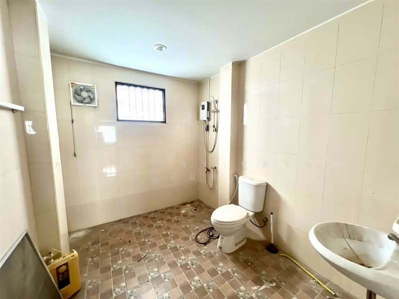 บ้านเดี่ยว 2 ชั้น 102 ตร.ว. บ้านเดี่ยว ซอยรามคำแหง18 ถนนรามคำแหง, Bangkok, ถนนรามคำแหง, Hua Mak, Bang Kapi, Bangkok, 3 Bedrooms, 400 sqm, Single Detached House For Sale, by คุณ วีนัสรา บุตรพา (เมล), 500207892 - DDproperty.com