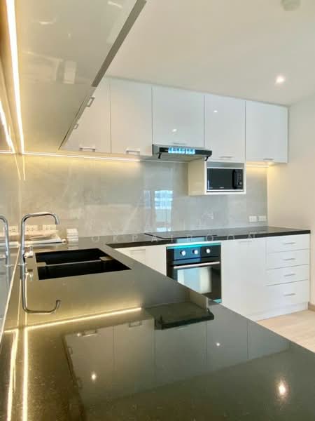 Silom Condominium : สีลมคอนโดมิเนียม, กรุงเทพ, สีลม, สีลม, บางรัก, กรุงเทพ, 148 ตร.ม., คอนโด ให้เช่า, โดย Nakarin Sookpaiboon, 500207926 - DDproperty.com