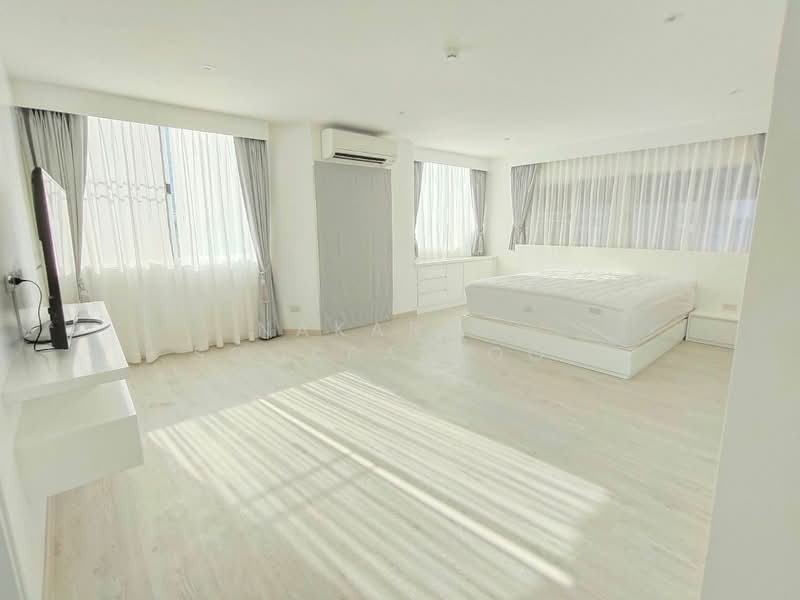 Silom Condominium, Bangkok, Silom, Silom, Bang Rak, Bangkok, 2 Bedrooms, 148 sqm, Condo For Rent, by Nakarin Sookpaiboon, 500207926 - DDproperty.com