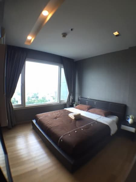 Siri At Sukhumvit, Bangkok, 902 Sukhumvit Road, Phra Kanong, Khlong Toei, Bangkok, 2 Bedrooms, 70 sqm, Condo For Rent, by Connex Property, 500207930 - DDproperty.com
