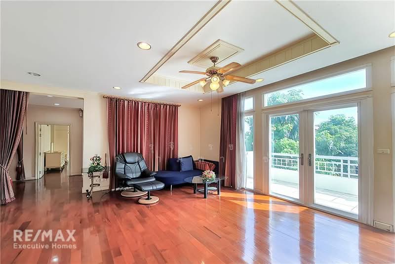 Near Suan Luang Rama 9, Bangkok, Suan Luang, Suan Luang, Bangkok, 4 Bedrooms, 724 sqm, Single Detached House For Sale, by Rujirake Sakdapipanich, 500207947 - DDproperty.com