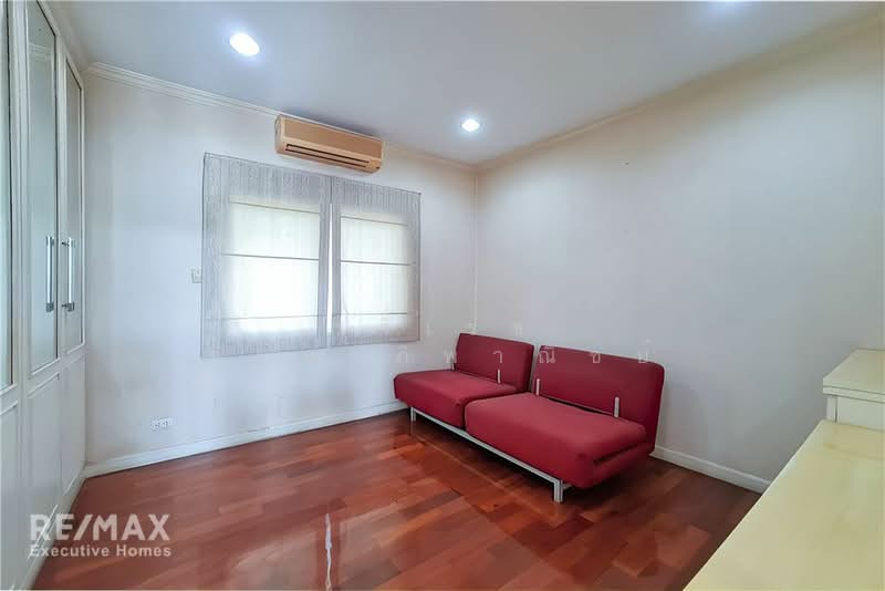 Near Suan Luang Rama 9, Bangkok, Suan Luang, Suan Luang, Bangkok, 4 Bedrooms, 724 sqm, Single Detached House For Sale, by Rujirake Sakdapipanich, 500207947 - DDproperty.com