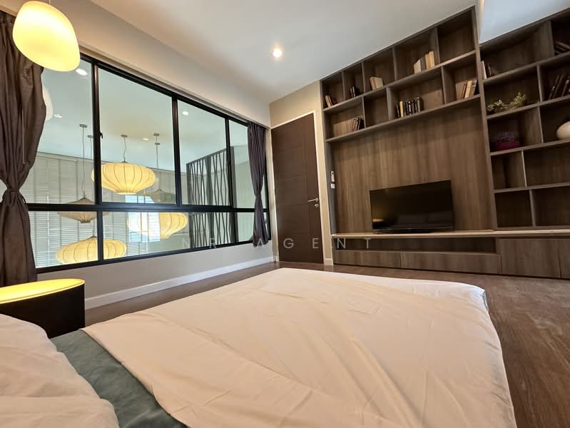 Bless Town Sukhumvit 50, Bangkok, Sukhumvit 50 Road, Phra Kanong, Khlong Toei, Bangkok, 3 Bedrooms, 300 sqm, Townhouse For Rent, by NR AGENT, 500207976 - DDproperty.com