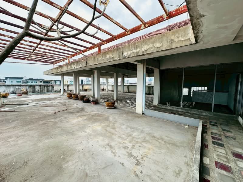 For Sale - หอพักอาคาร 5 ชั้น ถนนบางนา-ตราด ซอย 37, Samut Prakan