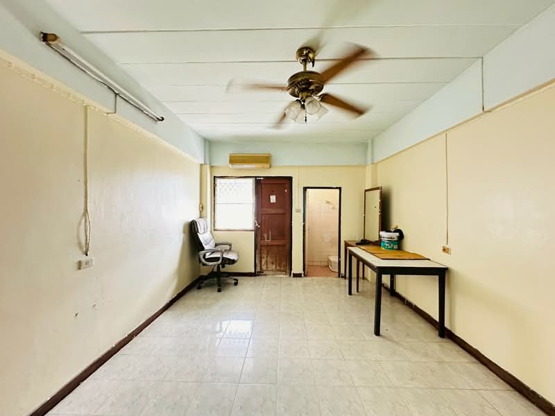 For Sale - หอพักอาคาร 5 ชั้น ถนนบางนา-ตราด ซอย 37, Samut Prakan